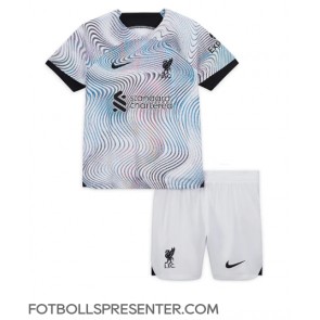 Liverpool Bortatröja Barn 2022-23 Kortärmad (+ korta byxor)
